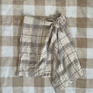 New York Style size 8 Linen Plaid Wrap Skirt in Beige and Brown